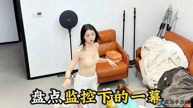 美女脱了内裤打开腿让人羞羞的私密软件相关内容